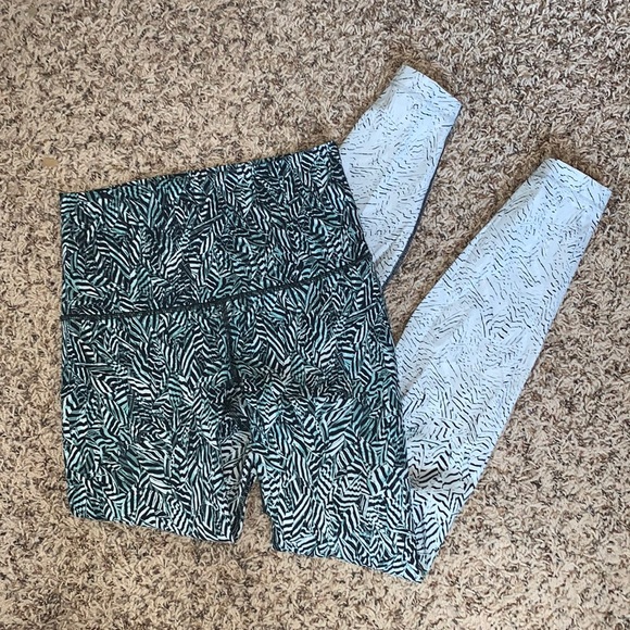 Lululemon Wunder Under Hi Rise Dazzle Leggings - Picture 5 of 10